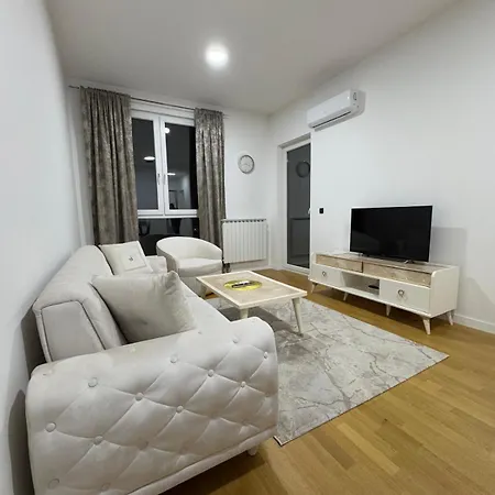 Bulevar Apartment
