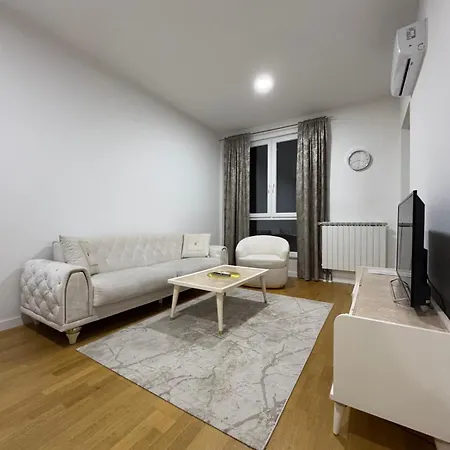 Apartment Bulevar *